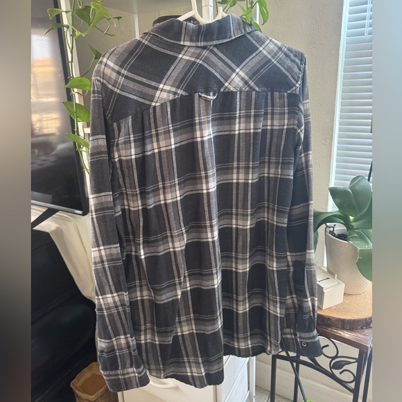 Hurley Men's Black and White Plaid Button Down Shirt - Picture 2 of 3